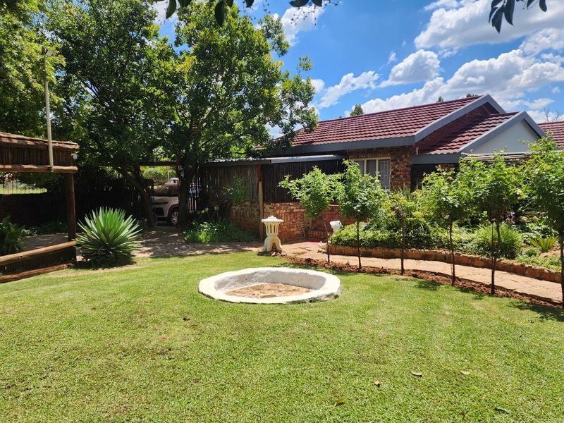 GUESTHOUSE & RENTAL PROPERTY INVESTMENT  - Photo 4