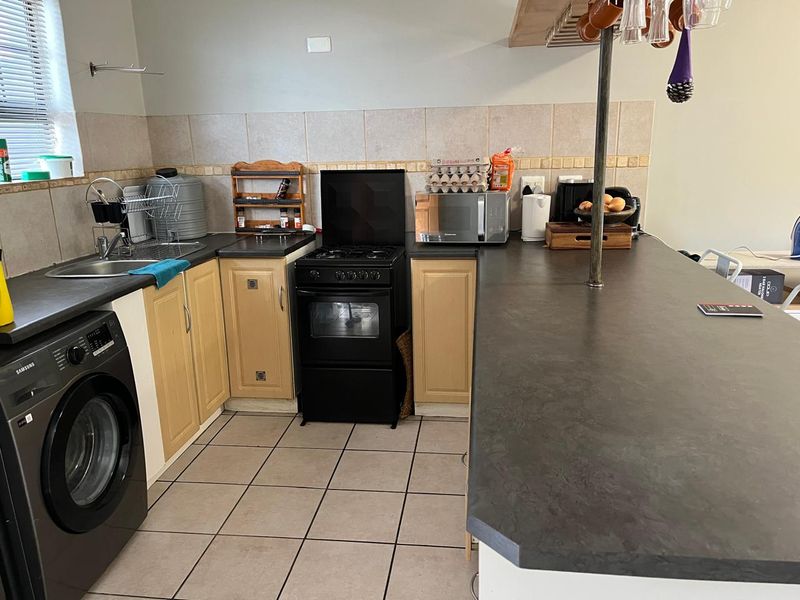 Secure and Well Located Two Bedroom Apartment - Photo 5