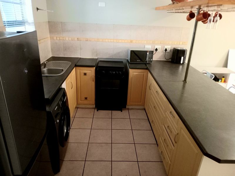 Secure and Well Located Two Bedroom Apartment - Photo 5