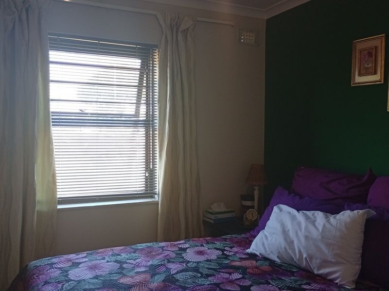 Ground floor, Spacious 2 Bedroom Apartment SOLD MANDATE - Photo 7