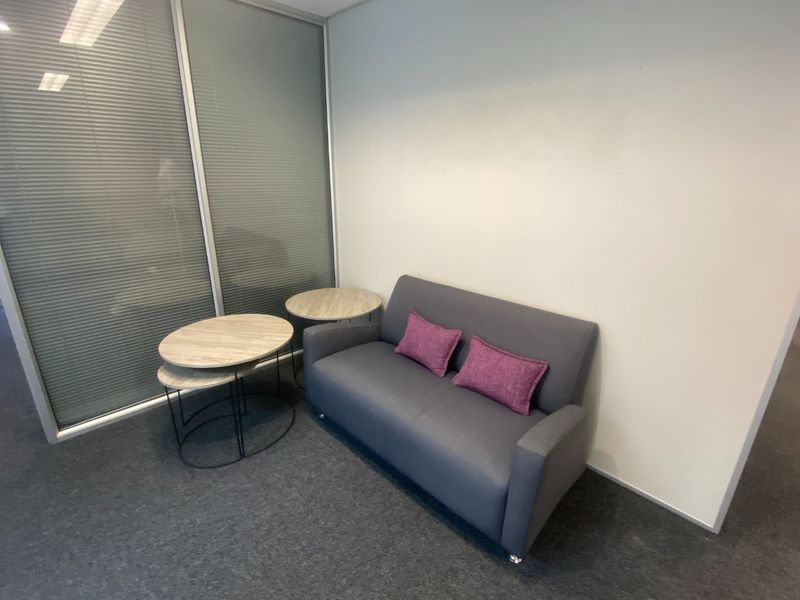 266m2 Commercial Space to Let in Pinelands  - Photo 3