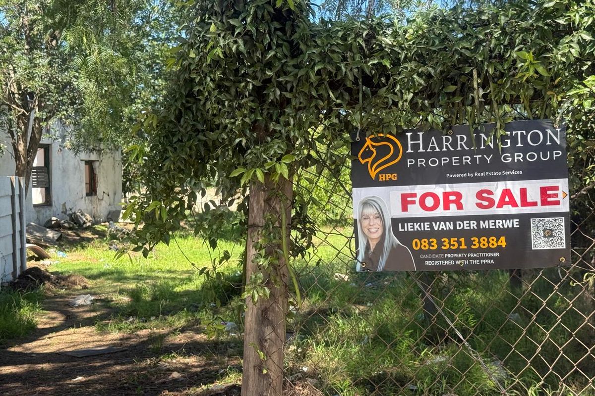 COMMERCIAL VACANT LAND IN CENTRAL UITENHAGE, EASTERN CAPE - Photo 3