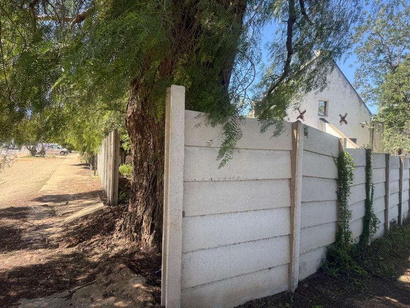 COMMERCIAL VACANT LAND IN CENTRAL UITENHAGE, EASTERN CAPE - Photo 6