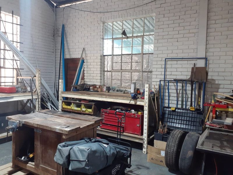 Income-Generating Commercial Property in Voorbaai – Tenanted Investment Opportunity - Photo 7