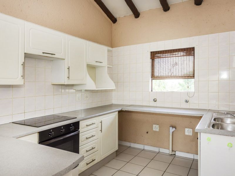 2 Bed Apartment in Eden Glen for Sale - Photo 5