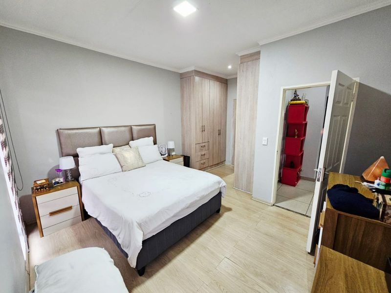 A Beautiful 3 bedroom 2 bathroom house for sale in Monavoni - Photo 3