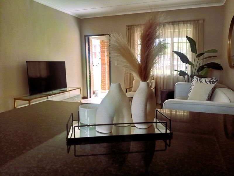 2 Bed Apartment in Sagewood for Sale - Photo 8