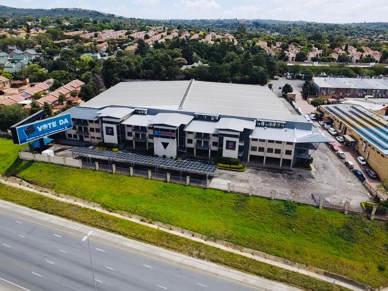 Prime Industrial Property to Let | Strijdompark, Randburg - Photo 9