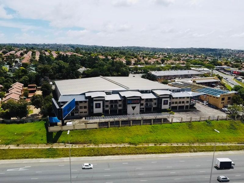 Prime Industrial Property to Let | Strijdompark, Randburg - Photo 8