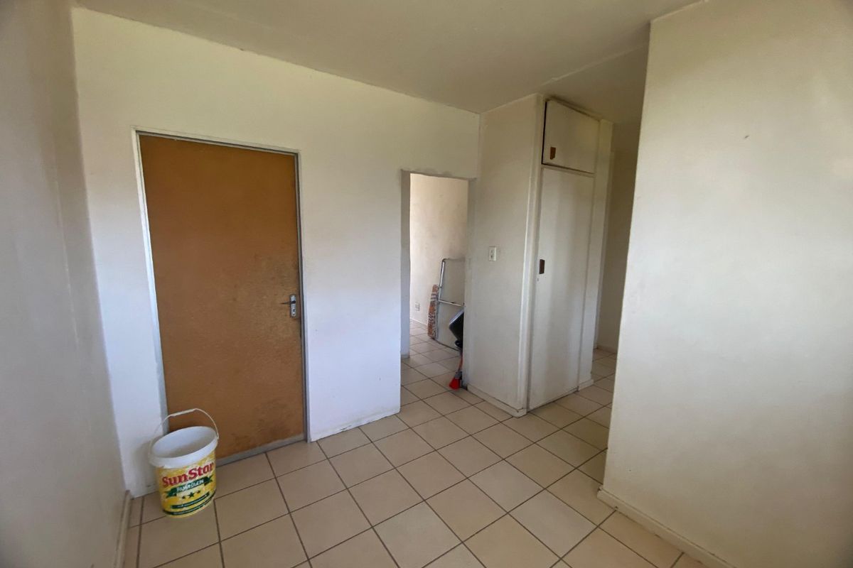 1,5 Apartment In Sunnyside - Photo 2