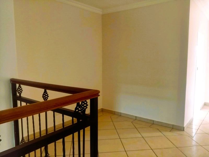 Experience refined estate living in the prestigious Valley View Estate, a tranquil and family-orientated neighbourhood designed for comfort, security, and an exceptional lifestyle. - Photo 10