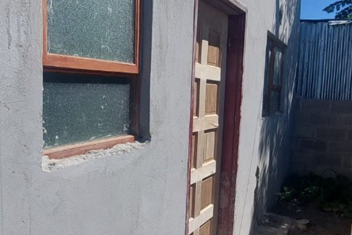 HIGH-RETURN INVESTMENT OPPORTUNITY – 3 INCOME UNITS.  EXCLUSIVE SOLE MANDATE!!! - Photo 4