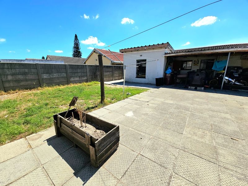 Three bedroom house situated on a 428 square metre plot - Photo 9