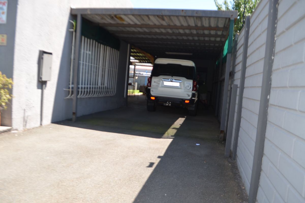 Property for sale in Krugersdorp West. - Photo 2