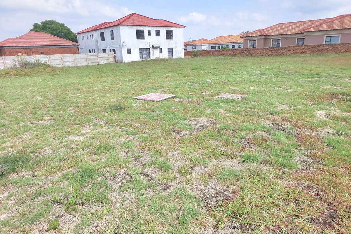 Vacant Stand for Sale in Sought-After Estate  Brits NW - Photo 3