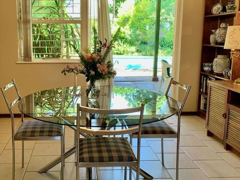 Neat & Spacious Family Home in Secure Enclosure - Photo 6