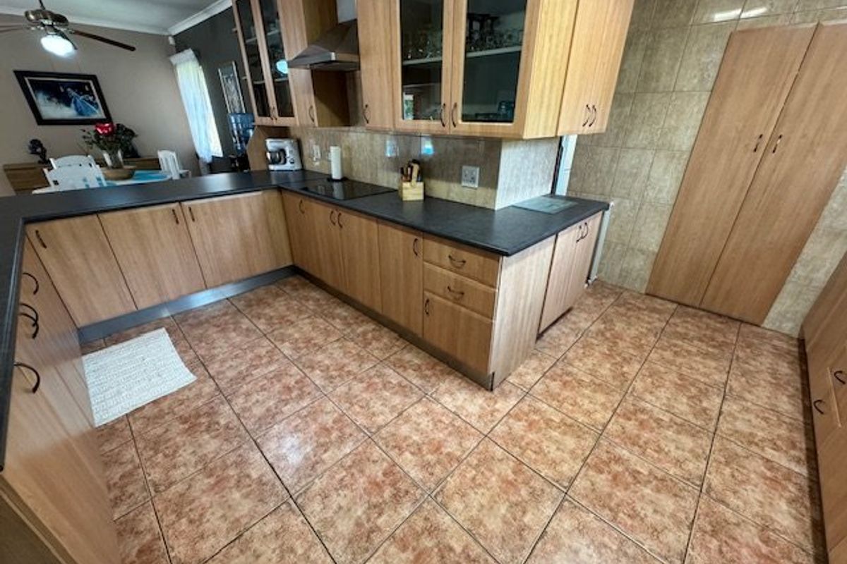 Spacious Multi-Level Family Home with Exceptional Features - Photo 4