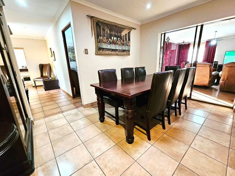 Cosmosrand, Secunda.   As Close to Perfect As It Gets! - Photo 7