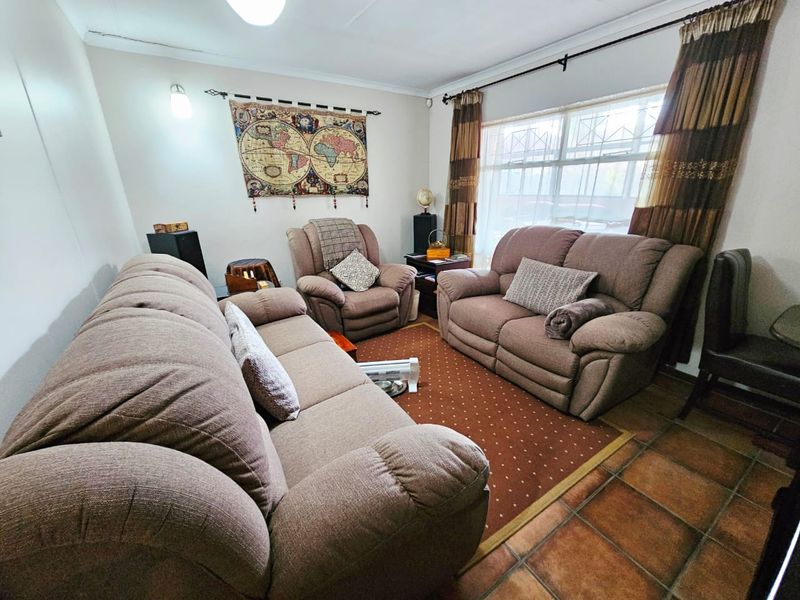 Cosmosrand, Secunda.   As Close to Perfect As It Gets! - Photo 5