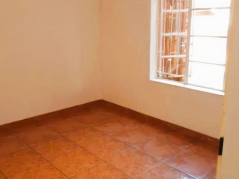 Two-Bedroom Flat for Sale in Trichardt - Photo 6