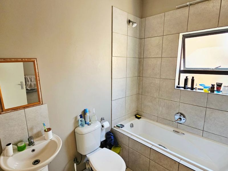Neat & Secure 2-Bedroom Unit in Trichardt – The Ultimate Lock-Up-and-Go! - Photo 10
