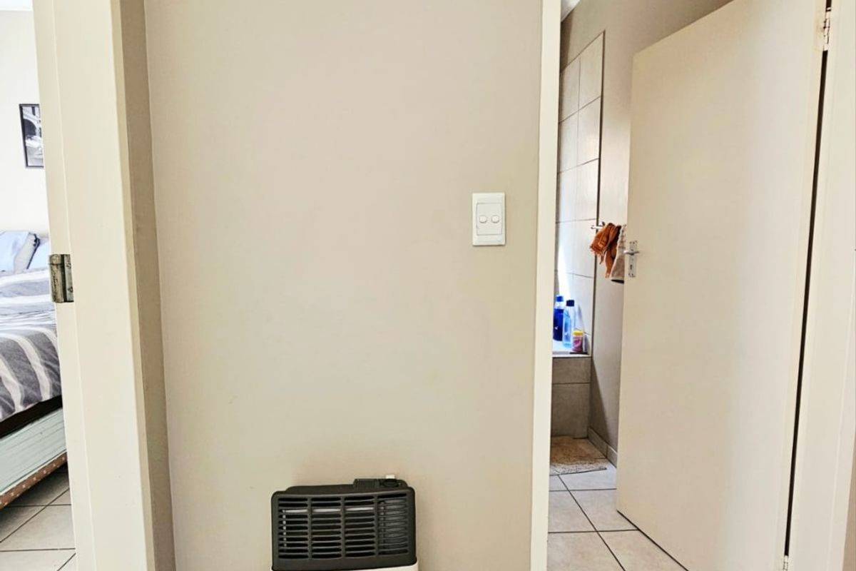 Neat & Secure 2-Bedroom Unit in Trichardt – The Ultimate Lock-Up-and-Go! - Photo 5
