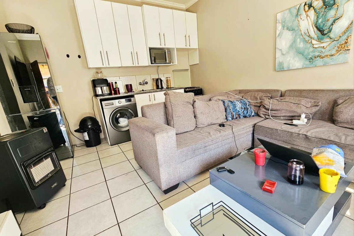 Neat & Secure 2-Bedroom Unit in Trichardt – The Ultimate Lock-Up-and-Go! - Photo 3