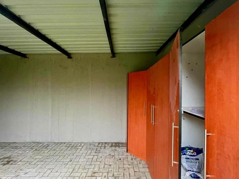 Modern 2-Bedroom Home in a Popular Complex – Secure, Pet & Child Friendly! - Photo 7