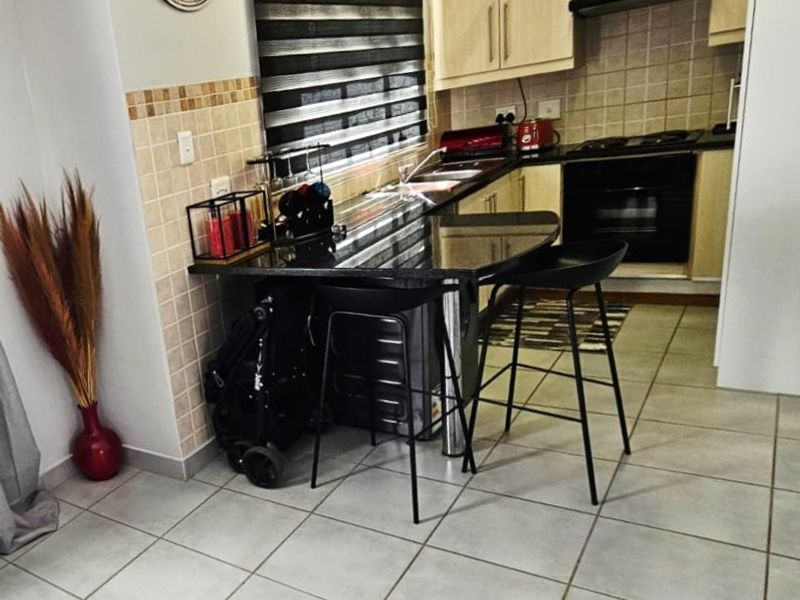 2 Bed Town house in Noordrand, Secunda for Sale - Photo 8
