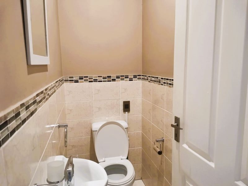 Modern 2 bedroom flats for sale in Secunda - Photo 10