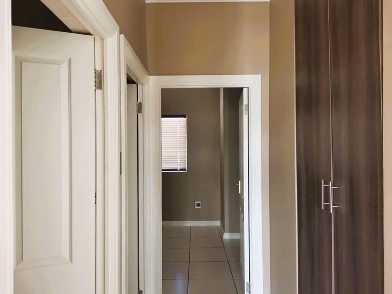 Modern 2 bedroom flats for sale in Secunda - Photo 9