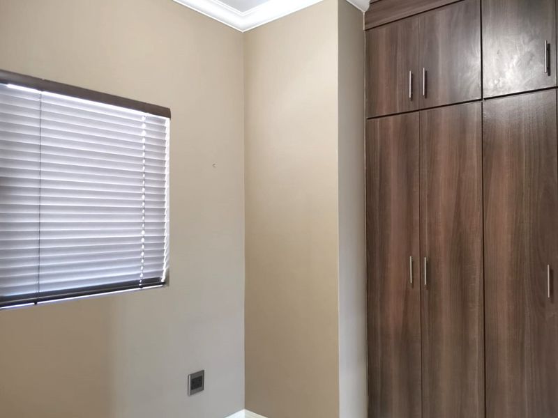 Modern 2 bedroom flats for sale in Secunda - Photo 7