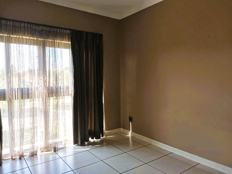 Modern 2 bedroom flats for sale in Secunda - Photo 6