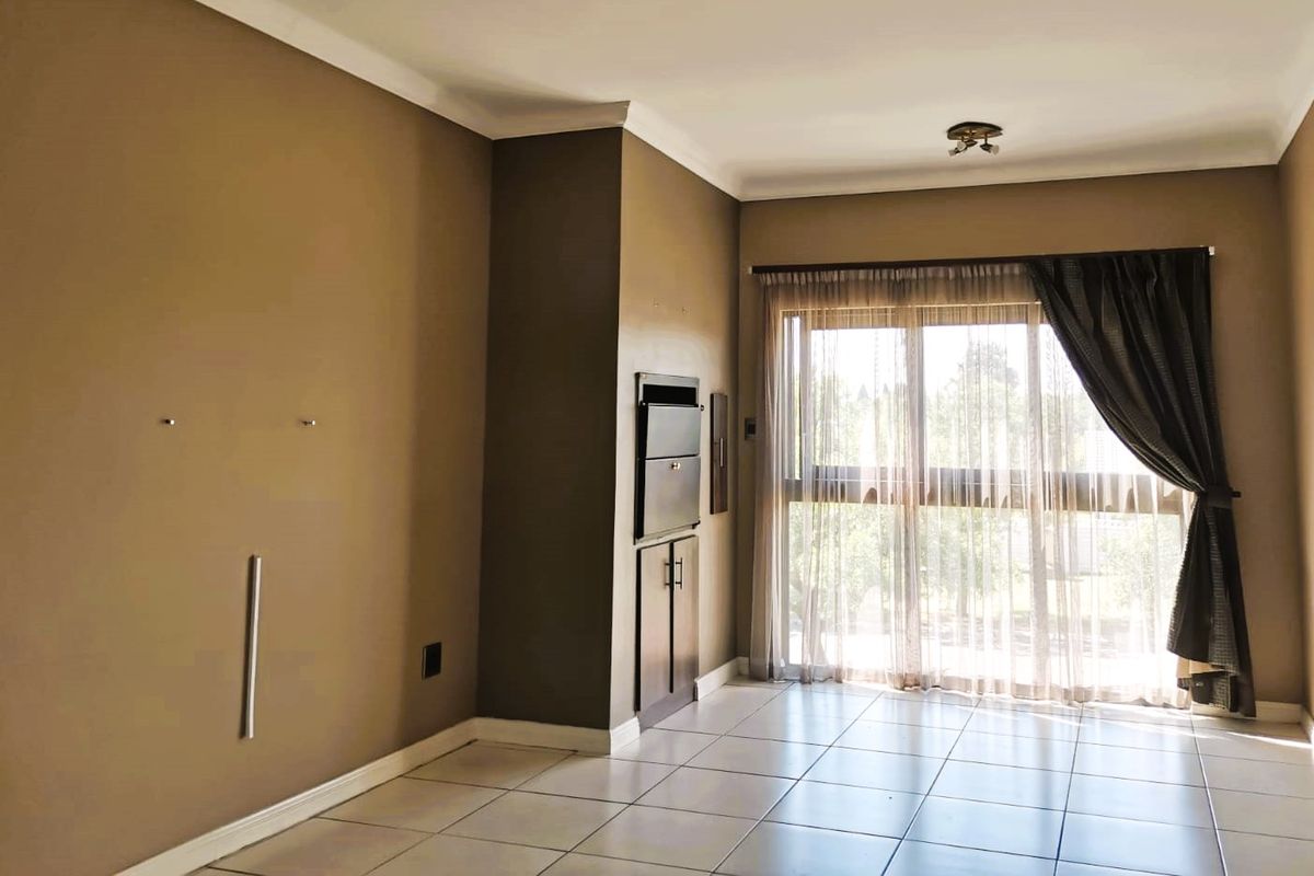 Modern 2 bedroom flats for sale in Secunda - Photo 3