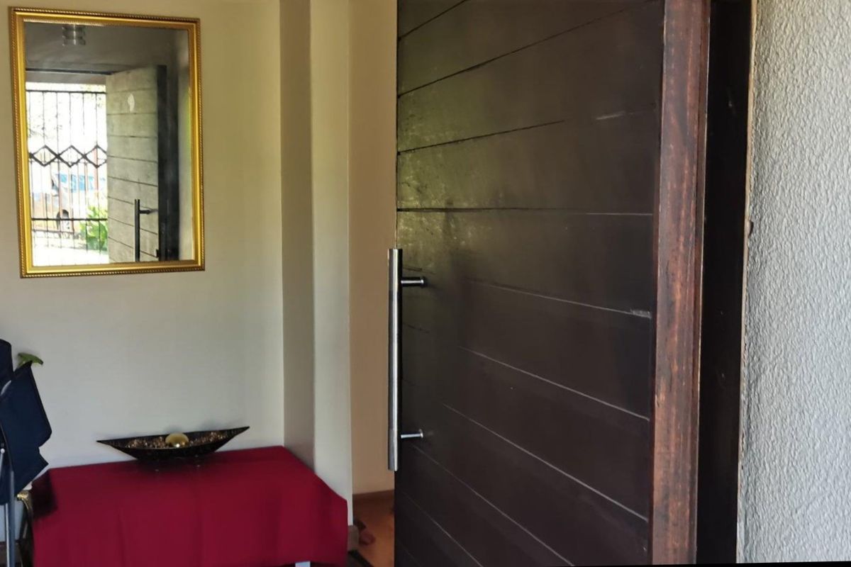 SOLE MANDATE:  Charming 3-Bedroom Family Home with Spacious Yard & Excellent Security – For Sale in Secunda - Photo 2