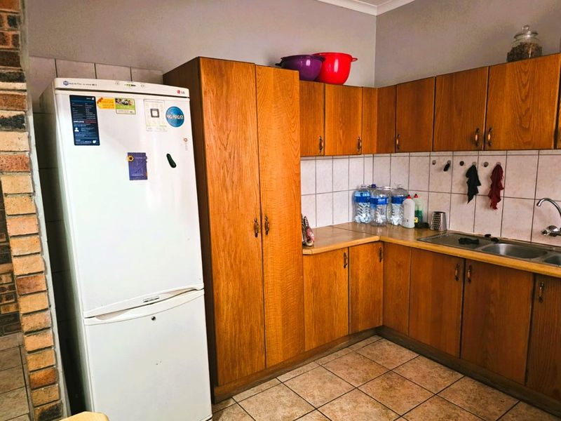 2 Bed Apartment in Trichardt for Sale - Photo 5