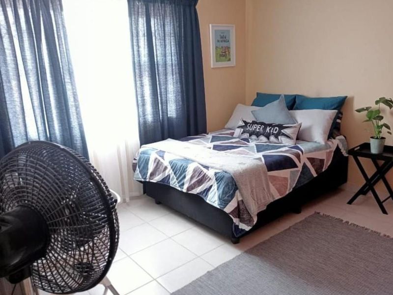 Srunning Secure Hoime in a Lovely Complex in secunda - Photo 7