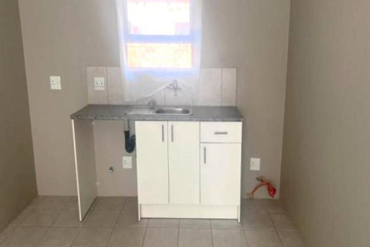 2 Bed House in Trichardt for Sale - Photo 4