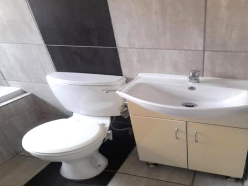 2 Bed House in Terra Nova, Trichardt for Sale - Photo 7