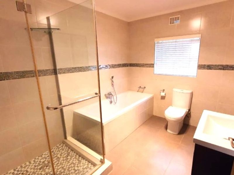 Charming 3-Bedroom Home on Corner Stand with Double Garage – Space, Comfort & Value in Secunda - Photo 10