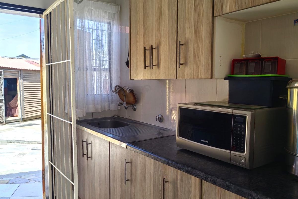 Investment Opportunity – 3-Bedroom Home in Thistle Grove, Kinross! - Photo 5