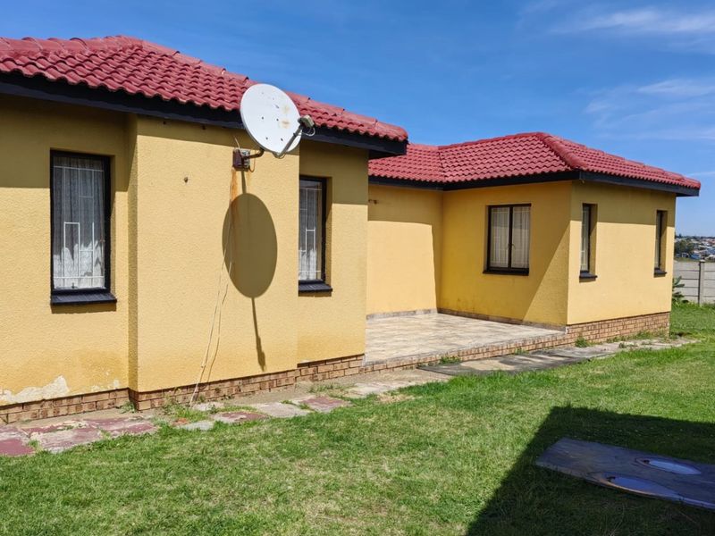 Investment Opportunity – 3-Bedroom Home in Thistle Grove, Kinross! - Photo 1