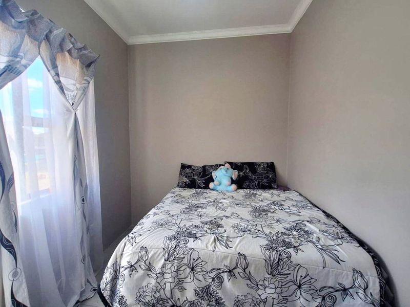 Comfortable & Modern 3-Bedroom Home for Sale in Terranova, Trichardt – Secure Estate Living! - Photo 9