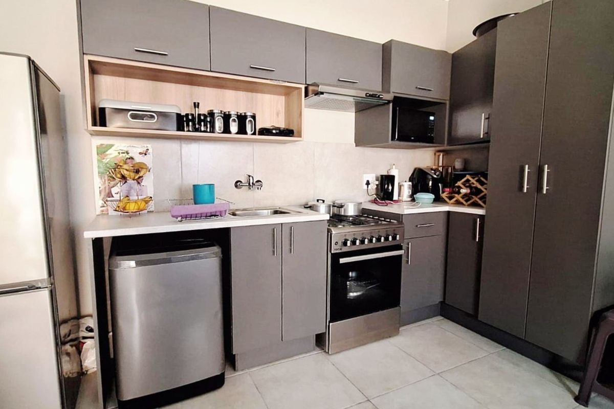 Comfortable & Modern 3-Bedroom Home for Sale in Terranova, Trichardt – Secure Estate Living! - Photo 5