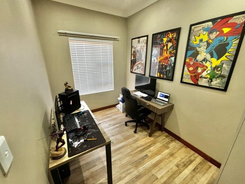 Stunning Dream Home in Hibiscus Place, Terra Nova! - Photo 6