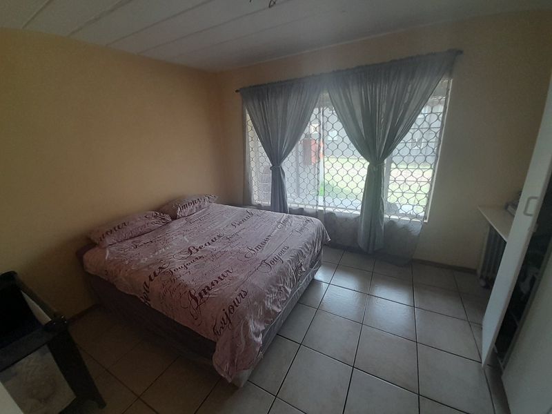 2 bed Ground floor up for grabs! - Photo 10