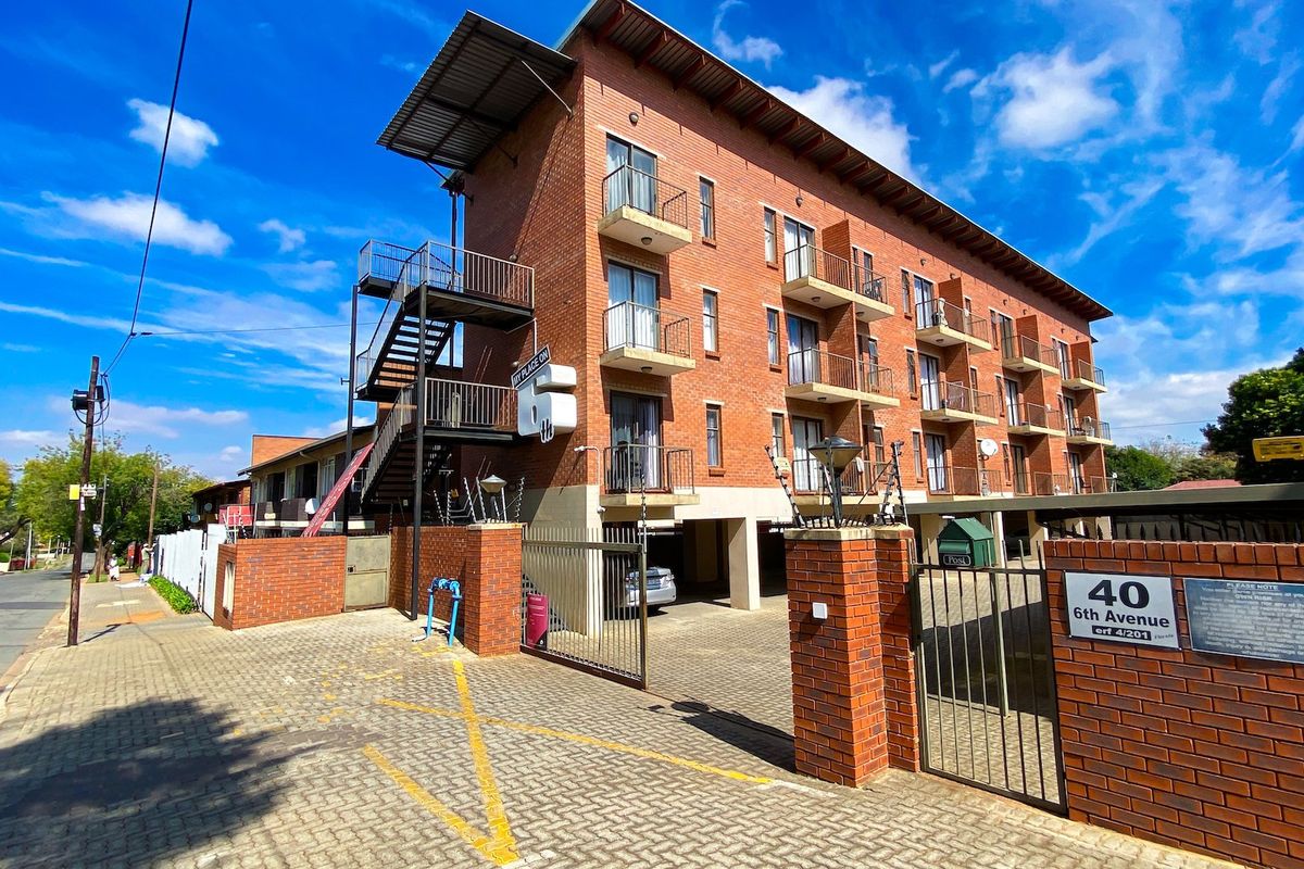 Bachelor Apartment for Sale – My Place on 6th, Florida  - Photo 2