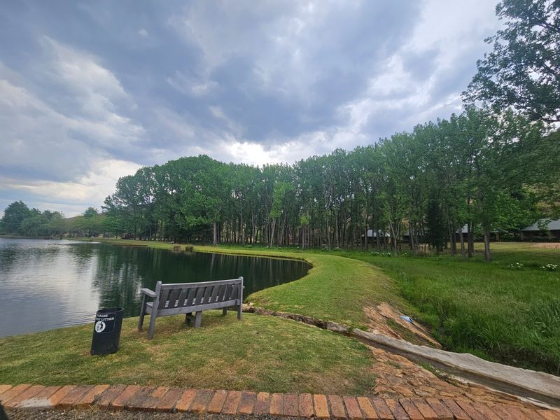 Income Earning, Gorgeous 1 Bedroom Chalet On The Dam - Photo 3