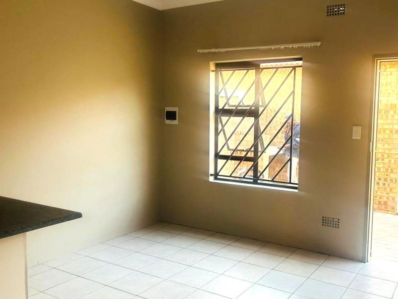 3 Bed Town house in Trichardt for Sale - Photo 4