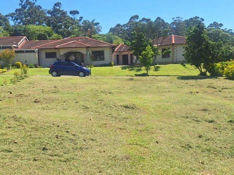 Perfect Stand In A Prestigious Golf Estate In Pennington - Photo 2